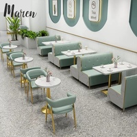 Chaises de restaurant modernes en bois massif pour hôtels, restaurants et bars - Mobilier commercial durable et écologique
