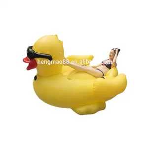 Màu Vàng Inflatable Khổng Lồ Cao Su Duck Pool Float Với 2 Cup Chủ