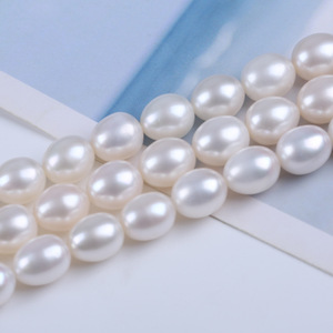 Collier de perles d'eau douce naturelles de Zhuji, haute brillance, 9-10 mm, forme de riz blanc, bijoux semi-finis, haute qualité, vente en gros - Product Image 3