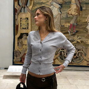 Top de Punto con Cuello en V de Color Sólido, Estilo Minimalista, Diseño Ajustado con Botones en la Cintura, Cárdigan Retro para Chicas Modernas, Camiseta Delgada - Product Image 1