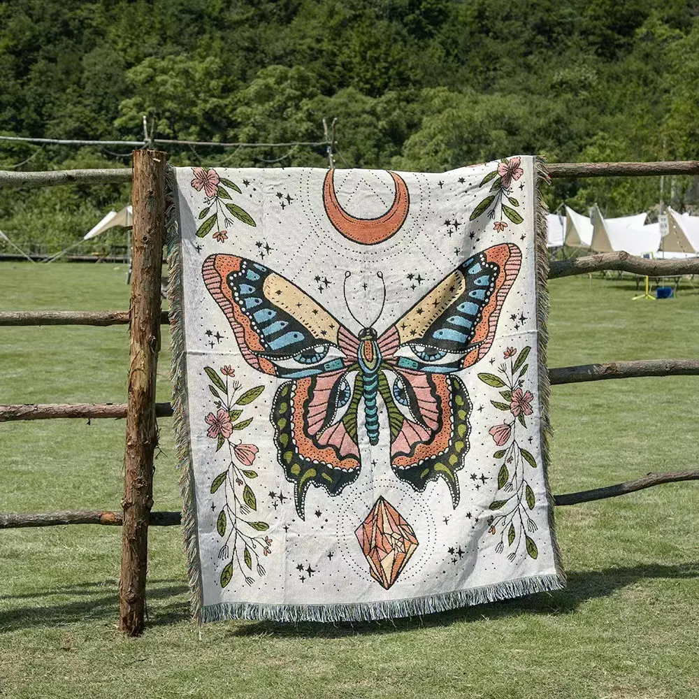 Schmetterling mit mysteriösen 60 Baumwolle 40 Polyester-Decken Wandteppich auf Lager