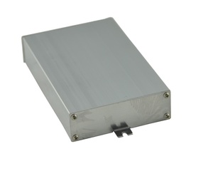 Boîtier de protection pour PCB en aluminium extrudé avec pièces moulées certifiées - Product Image 1