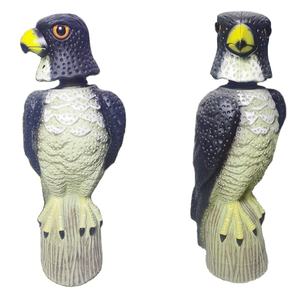 Fabrieksgroothandel Levensechte Realistische Adelaar Beweegbare Kop Inductie Geluid Vervagingsbestendig Havik Jacht Lokvogel Vogelverschrikker Gebruik voor - Product Image 2