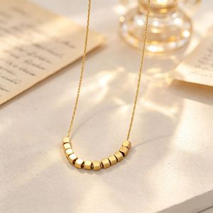 Nouveau Collier Tendance Minimaliste en Acier Titane Argenté Effet Glaçon Carré pour Femme, Chaîne de Clavicule Parfaite - Product Image 3