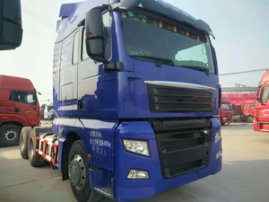 Camion <span class=keywords><strong>de</strong></span> tête <span class=keywords><strong>de</strong></span> <span class=keywords><strong>remorque</strong></span> HOWO 420HP 6*4 A7 camion tracteur <span class=keywords><strong>de</strong></span> <span class=keywords><strong>remorque</strong></span> <span class=keywords><strong>de</strong></span> cabine d'extension <span class=keywords><strong>de</strong></span> plancher haut avec la pièce jointe - Product Image 4