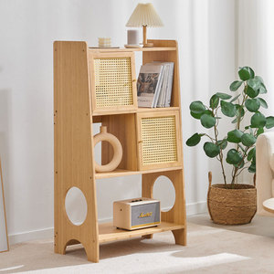 Estantería de Ratán Estilo Japonés Zhumei Residence, Mueble de Almacenamiento Multicapa con Puertas, Vitrina para Sala de Estar - Product Image 1