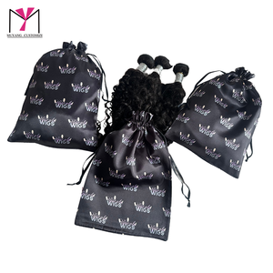 Nouveau produit MUYANG : Sac en satin noir avec logo complet, emballage cadeau en poly satin - Product Image 3