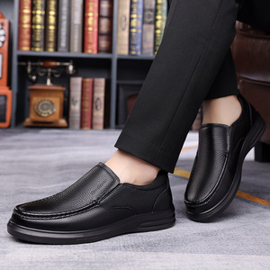 Zapatos de hombre de cuero genuino, sin cordones, con punta cerrada, suela de goma, cómodos para caminar, para personas de mediana edad y mayores. - Product Image 3