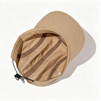 Gorra de Camping de Poliéster y Nailon de Alta Calidad con Logotipo Personalizado, Orificios Laterales Cortados con Láser, Cuerda Ajustable, 5 Paneles, Gorra Deportiva Sin Estructura