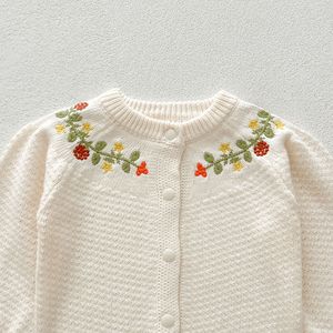 Ensemble printemps pour filles Angou, cardigan en tricot avec broderie de fraises, élégant <span class=keywords><strong>pull</strong></span> pour bébé <span class=keywords><strong>fille</strong></span> nouveau-né, cardigan - Product Image 5