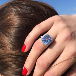 Anello in platino con diamanti naturali taglio Asscher per fidanzamento da donna F634 - Product Image 2