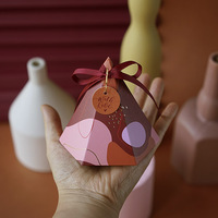 New Cone Pyramid Style Candy Box Verpackung Kleine Papiers choko laden boxen für Geschenke mit Band Hochzeit begünstigt Baby party Party