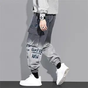 Мужские джинсы-карго с карманами