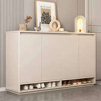 Meuble à chaussures 4 portes avec poignée dissimulée, finition crème mate, compartiment inférieur séparé pour pantoufles, meuble de rangement pour chaussures d'entrée