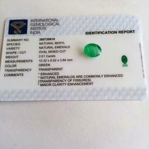 Émeraude verte naturelle de coupe ovale certifiée IGI - Product Image 1