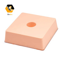 Vente en gros Nouvel outil d'apiculture Mangeoire carrée européenne Mangeoire pour ruche Mangeoire pour abeilles Outils pour abeilles