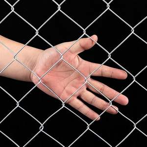 سياج شبكي 100 قدم بارتفاع 6 أو 8 أقدام، شبكة سلكية مغلفة بالبلاستيك PVC، مجلفنة بتصميم ماسي، مواصفات مخصصة للبيع - Product Image 3