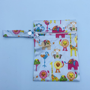 Bedruckte Wiederverwendbare Nasstaschen für Windeln Stilleinlagen 15 X 20 cm Mini Nass-Trocken-Tasche - Product Image 5