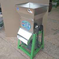 Petite broyeuse de manioc, moulin à manioc, machine à fabriquer de la farine et de l'amidon, machine à broyer le manioc