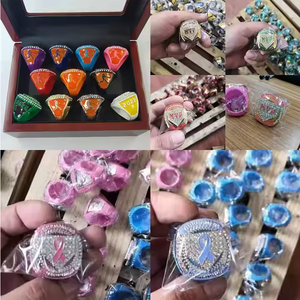 Anillo de Graduación Personalizado para Escuela Secundaria, Universidad o Colegio, Anillo Personalizado con Empaque de Joyería - Product Image 3