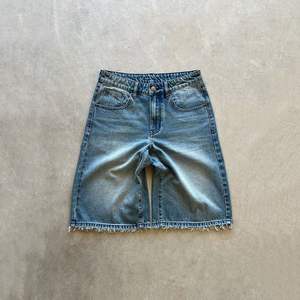 <span class=keywords><strong>Shorts</strong></span> in Denim Vintage con Logo Personalizzato Ricamato, Oversize, Stile Streetwear, Effetto Consumato, <span class=keywords><strong>Jeans</strong></span> Baggy da <span class=keywords><strong>Uomo</strong></span> - Product Image 2