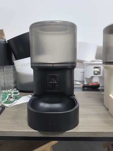 Distributeur automatique intelligent de friandises pour chiens 4L avec minuterie et contrôle Wi-Fi par bouton, pour la santé alimentaire des animaux de compagnie - Prix fabricant OEM/ODM - Product Image 3