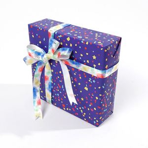 Rollo de papel de regalo recubierto de cumpleaños de 80GSM al por mayor 43 300cm tejido de regalo de lujo personalizado - Product Image 1