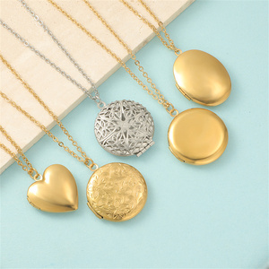 Corazón 3D en relieve, recomendado para mayoristas internacionales, de acero mecanizado con precisión, detallado, ligero, cómodo, ideal para regalo. - Product Image 1