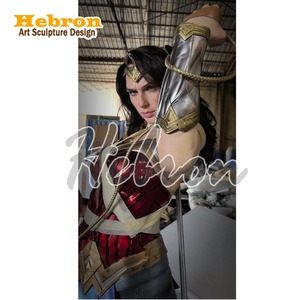Nueva Figura de Resina de la <span class=keywords><strong>Mujer</strong></span> <span class=keywords><strong>Maravilla</strong></span> de <span class=keywords><strong>Marvel</strong></span>, Estilo 2026, Personalizada, de Alta Calidad, Disponible en Stock - Product Image 5