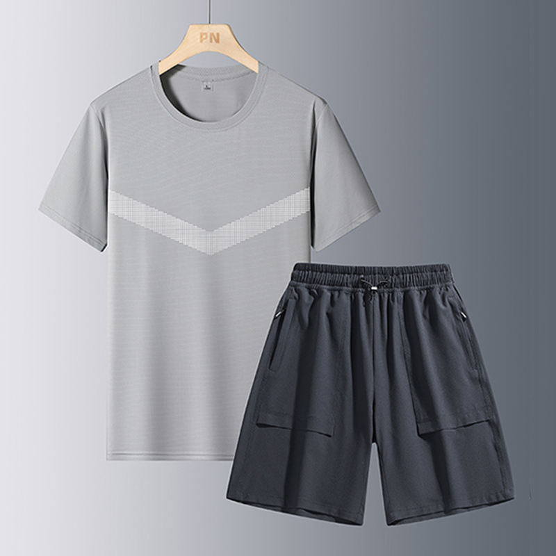 Light Dray[T-shirt] +Gris foncé[short]