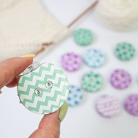 Marqueurs de mailles en plastique avec compteur de rangs et aiguilles – Outils portables de tricot et crochet personnalisables