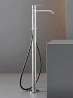 Robinet de baignoire sur pied en gros avec design dissimulé, mitigeur de douche monocommande en nickel brossé
