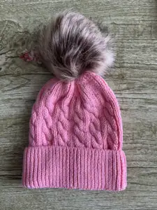 Fabrikant Groothandel Hoge Kwaliteit Gebreide Effen Kids Beanie Faux Bont Pompom 100% Katoen Winter Hoeden Met Custom Logo