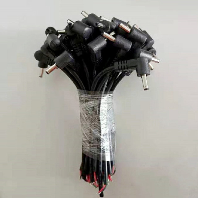 OEM ODM 5V 90 Degree Angled Male 3.5*1.35mm DC Cable