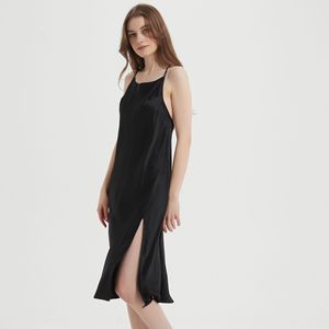 Nuovo Arrivo: Elegante Camicia da <span class=keywords><strong>Notte</strong></span> Lunga con Spalline Sottili in 100% Seta per Donna - Product Image 4