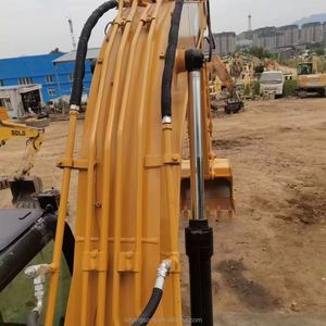 รถขุดขนาดใหญ่ Caterpillar 320D2 สภาพใช้งานได้ ราคาดี พร้อมขาย บำรุงรักษาอย่างดี ผลิตในญี่ปุ่น - Product Image 4