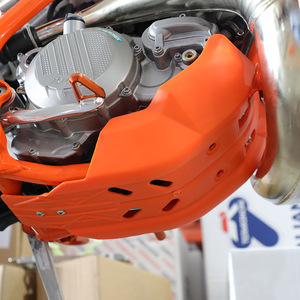 <span class=keywords><strong>KTM</strong></span> 17-21/EXC Modèles deux <span class=keywords><strong>temps</strong></span> Couvercle de protection Plaque de fond moteur Modification Protection de fond - Product Image 3
