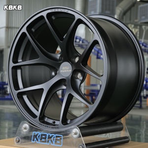 ล้อแมกนีเซียมฟอร์จ KBKB Super Lightweight ขนาด 17 18 19 20 21 นิ้ว สำหรับรถแข่ง รุ่น RS4 RS5 RS6 RS7 918 OEM ODM - Product Image 1