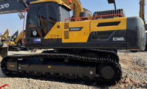 Excavatrice sur chenilles d'occasion EC360, 36 tonnes, moteur, boîte de vitesses, pompe, roulement d'origine, bon prix, faible nombre d'heures de fonctionnement, conforme EPA - Product Image 1