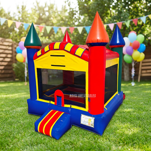 Château gonflable classique aux couleurs primaires, qualité commerciale, pour fêtes en plein air - Product Image 1