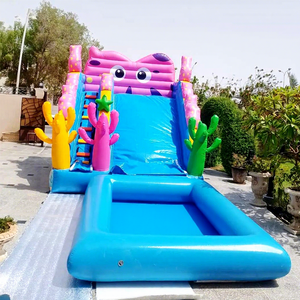 Structure gonflable de qualité commerciale pour enfants, avec toboggan aquatique, piscine et zone de saut, thème corail. - Product Image 1