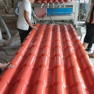 Tuile en plastique résistante pour bordures de toiture, plaque de PVC pour toitures à usage commercial et résidentiel - Product Image 1