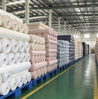 Tissu satiné 100 % polyester anti-boulochage, croisé 75D, doux, teint décoratif, largeur 118 pouces, 110 g/m², pour rideaux et draperies, usage domestique, vente en gros