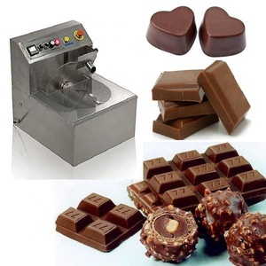 Machine d'enrobage au <span class=keywords><strong>chocolat</strong></span> <span class=keywords><strong>de</strong></span> 8 kg pour biscuits, beignets, gâteaux, ligne d'enrobage au <span class=keywords><strong>chocolat</strong></span> haute efficacité avec tunnel <span class=keywords><strong>de</strong></span> refroidissement - Product Image 5
