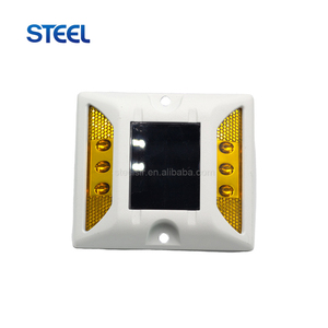 Borne routière <span class=keywords><strong>solaire</strong></span> en aluminium intégré <span class=keywords><strong>de</strong></span> haute <span class=keywords><strong>qualité</strong></span> IP68, lumière <span class=keywords><strong>de</strong></span> signalisation routière <span class=keywords><strong>solaire</strong></span> - Product Image 3