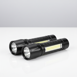 <span class=keywords><strong>Lampe</strong></span> de poche rechargeable à haute luminosité, <span class=keywords><strong>ultra</strong></span> IP20, petite, mini, <span class=keywords><strong>longue</strong></span> <span class=keywords><strong>portée</strong></span>, zoom, portable, durable, pour la maison - Product Image 2
