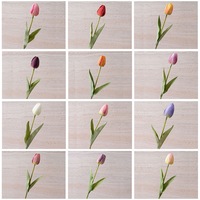 Mousse Tulipe à tête unique Fabricant réaliste Fleurs artificielles Plantes vertes Décoration de mariage Artisanat Simulation en gros