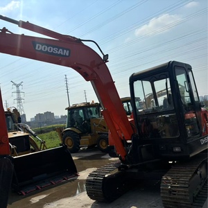 รถขุดขนาดเล็ก Doosan DH55 5.5 ตัน นำเข้าจากเกาหลี ใช้งานน้อย เหมาะสำหรับงานก่อสร้างขนาดเล็ก - Product Image 3
