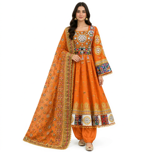 Robe de soirée bohème traditionnelle afghane en cachemire naturel, brodée de dentelle orange, col rond, manches cloche, coupe trapèze, longueur genou - Product Image 1