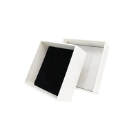 Elegante Geschenkbox mit individuellem Logo, Deckel und Boden aus Hartkarton, UV-beschichtet, aus recycelten Materialien, mit abnehmbarem Deckel und matter Laminierung für Schmuck